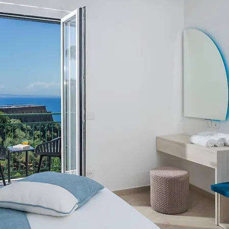 Apartment Sea View Deluxe Vico Equense